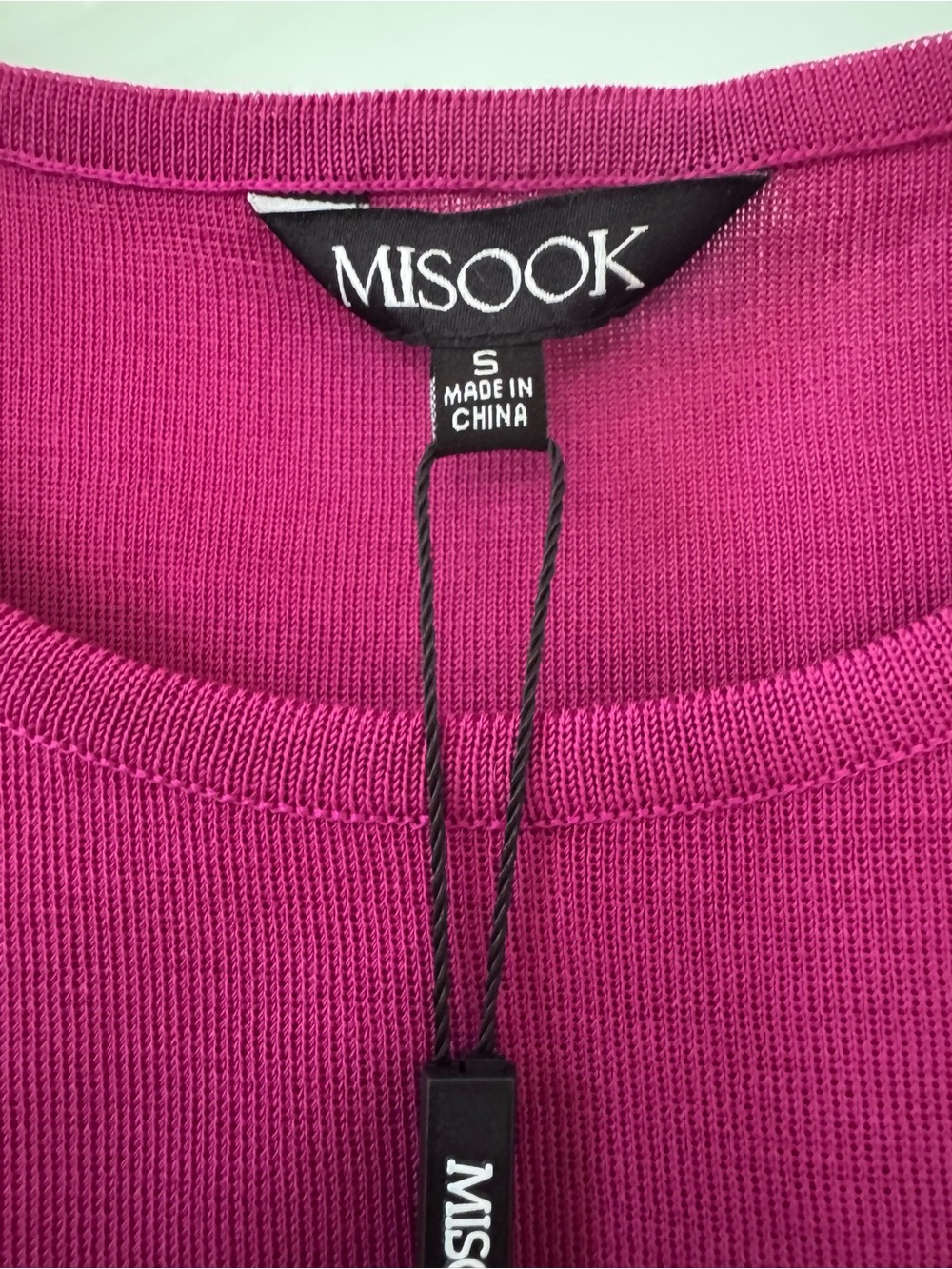 Misook NWT Luxury Classic Knit Tank Top Shell Hot Pink Magenta Scoop Neck Sz S - Picture 9 of 11